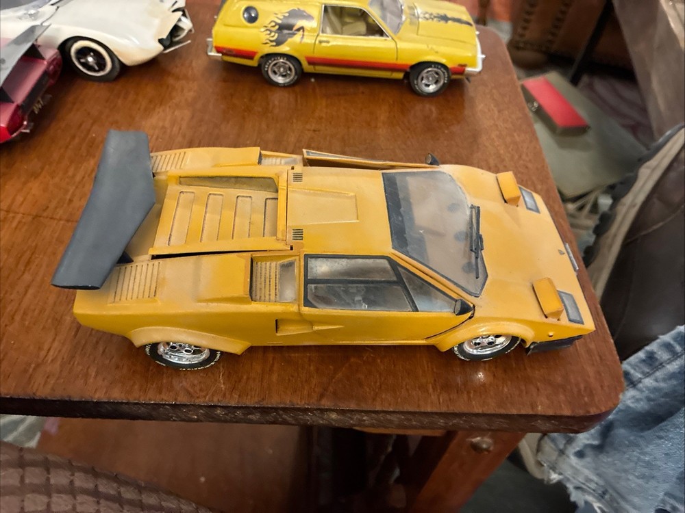 1/24 Built Plastic Model Yellow Lamborghini Countach Dusty From Being Displayed