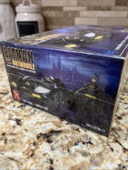 1989 BATMAN MOVIE BATMOBILE MODEL KIT AMT BRAND NEW SEALED W/RESIN FIGURE 1/25