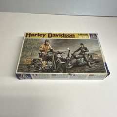 1/35 Italeri 2 US Motorcycle Harley Davidson & 1 Riders # 322 parts only