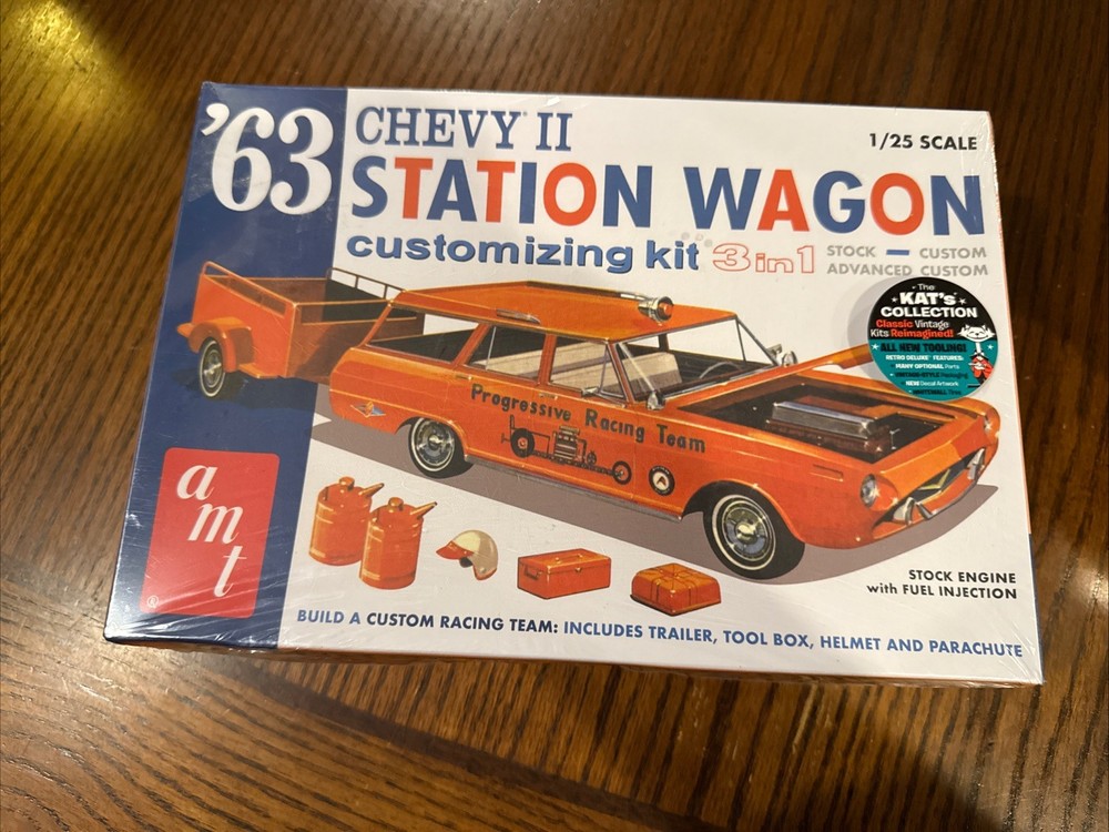AMT 1963 Chevy II Station Wagon with Trailer 1:25 Scale Model Kit New In Plastic