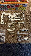 JO-HAN USA OLDIES 1/25 ’60 DESOTO ADVENTURER HARDTOP MODEL KIT UNBUILT C-4460