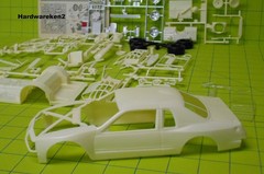 DONOR 1983-1986 NASCAR FORD THUNDERBIRD STOCK CAR MODEL KIT- WHITE – 1/24