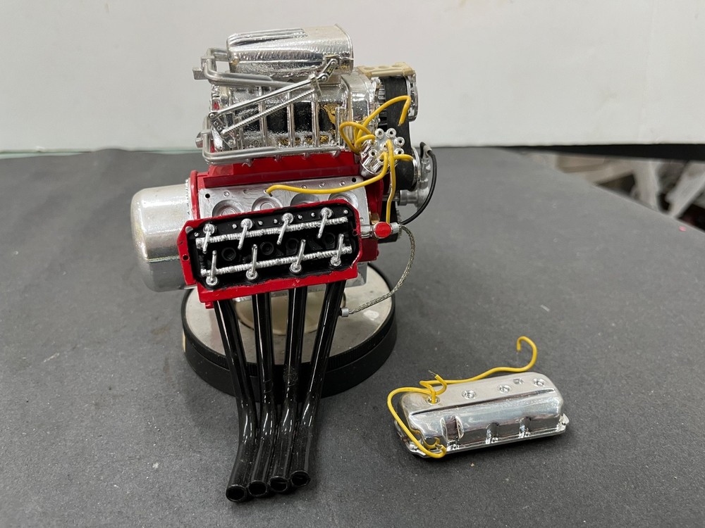C12 Large Hemi Engine Plastic built model McM.