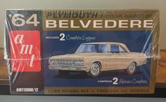 AMT 1964 Plymouth Belvedere 2 Door Hardtop -Slant 6 & V8 1:25 Model Car Kit 1188