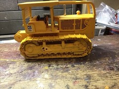 CUSTOM TRACKS FOR 1/25 SCALE AMT CAT DOZER MODEL