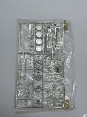 AMT 1967 PONTIAC GTO CAR MODEL KIT 1:21 31764 Projects Crafts Preowned Good