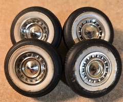 Vintage BUILDER PARTS! 60s Custom Wheel Covers and Tires Set 2 – Unknown Issue