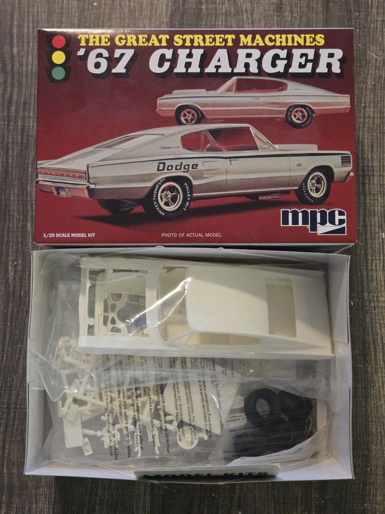 1967 Dodge Charger Great Street Machines MPC Plastic Model Kit 1:25 Open Box