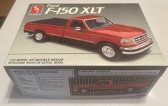 AMT/ERTL Ford F-150 XLT Pickup Plastic Model Kit 1/26 Scale New Complete