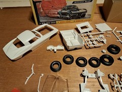 VINTAGE MPC 1965 CORVETTE STING RAY 1/25 SCALE MODEL KIT – GREAT CONDITION!!!!!!