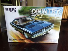 1969 DODGE CHARGER R/T MPC ROUND 2 MODELS 2021 SEALED 1/25