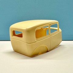 1932 Ford 2 Door Sedan Resin Cast Kit