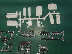 ASSORTED SPEED RACING ENGINE EQUIPMENT SALVAGED FROM A 1971 FORD MUSTANG MACH 1
