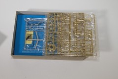 BUNDLE – Two Model Kits – Madoka Ayukawa & Tenor Saxophone