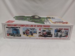 AMT AMT1039 MACK R685ST Collectables 17+