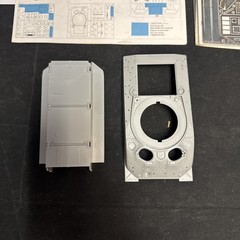 Dragon 9037 1/35 Sherman Firefly IC Hybrid Hull Tank Kit