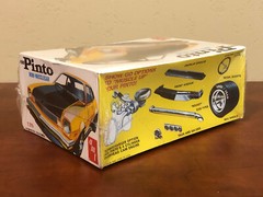 Vintage AMT 1975 Ford Pinto Mini-Musclecar Runabout 2-n-1 Model Kit T215 1/25 74