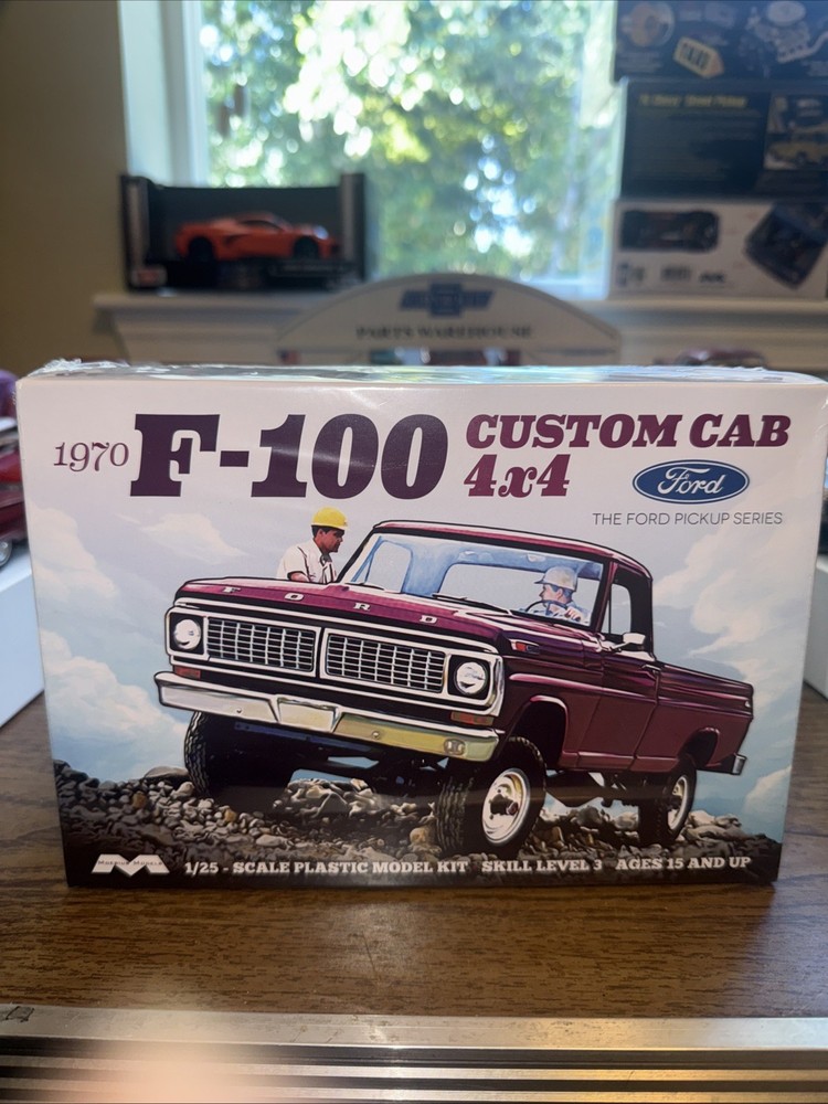 1970 Ford F-100 4X4 Pickup by Mobius – kit # 1230 – Mint in factory sealed box