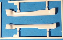 🔥04-06 CHEVY SSR TRUCK SIDE SKIRTS – REVELL 7691 – MODEL CAR KIT PARTS LOT🔥