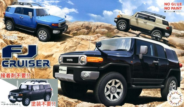 Fujimi 1/24 Toyota FJ Cruiser (Two tone Black) Snap Kit 066141
