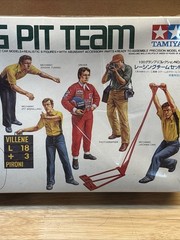 Racing Pit Team 1/20 Scale Tamiya Sealed Plastic Model Kit 2011 8 Figures Japan