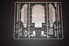 ICM 35338 Plastic model Tank kit 1:35 FCM 36 with French Tank Crew kits model
