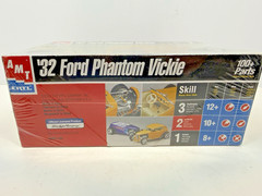 AMT ERTL ’32 Ford Phantom Vickie 1/25 Model Car Kit #30089 FACTORY SEALED BOX!!!
