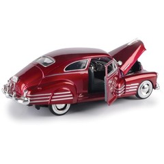 1948 Chevy Aerosedan Fleetline, Red – Motormax Premium 8x3x2.5 inches,