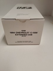 1994 Chevrolet C-1500 Extended Cab Black dealer promo 1/25 AMT Ertl