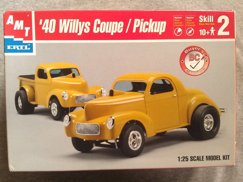 1/25 Scale AMT 1940 Willys Drag Cars Kit. Sealed bags in open box.