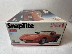 Monogram Corvette SnapTite 1/32 Model Kit #1016 1991 COMPLETE UNBUILT