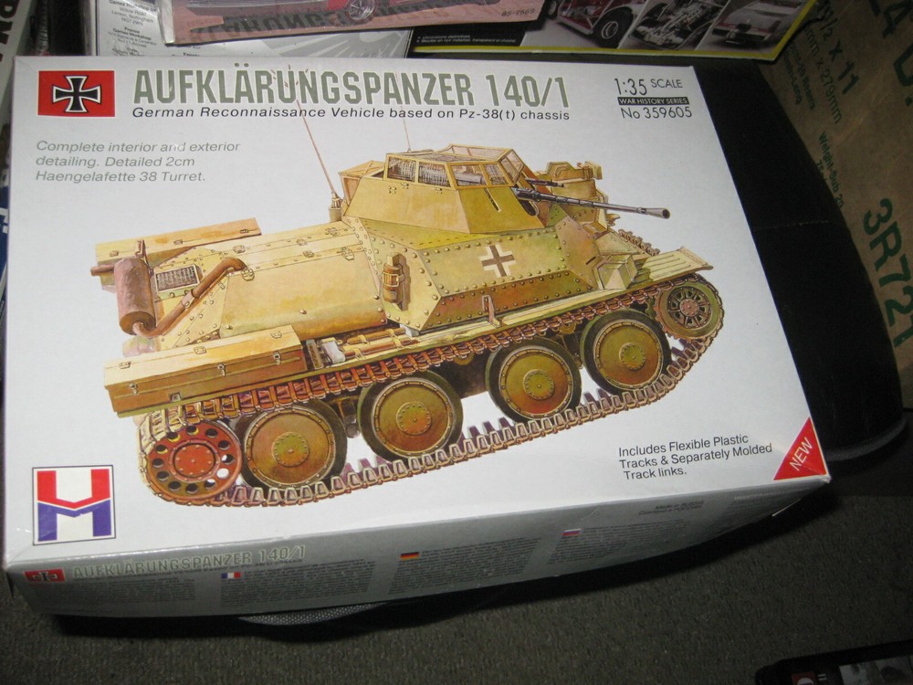 Mint in box Aufklarungspanzer 140/1 German Recon Vehicle in 1/35 scale