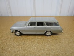 1963 Chevrolet Nova wagon 1/25 dealer promo car silver RZ model Chevy II station