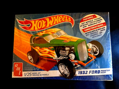 Model Kit 1932 Ford Phantom Vicky AMT 1:25