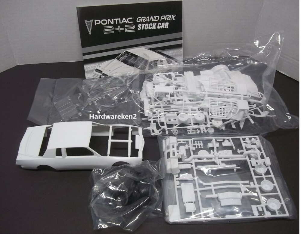 DONOR KIT 1986-1987 NASCAR PONTIAC GRAND PRIX 2+2 STOCK CAR 1/24 SCALE