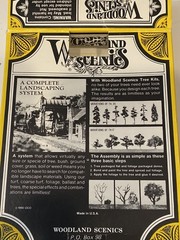 Woodland Scenics TK13 5 Trees Straight Trunk 2-1/2″ Tall Kit SEALED