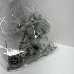 HIGHWAY PIONEERS Plastic Car Models “YOU PICK” New 1:32 Scale Mini Craft