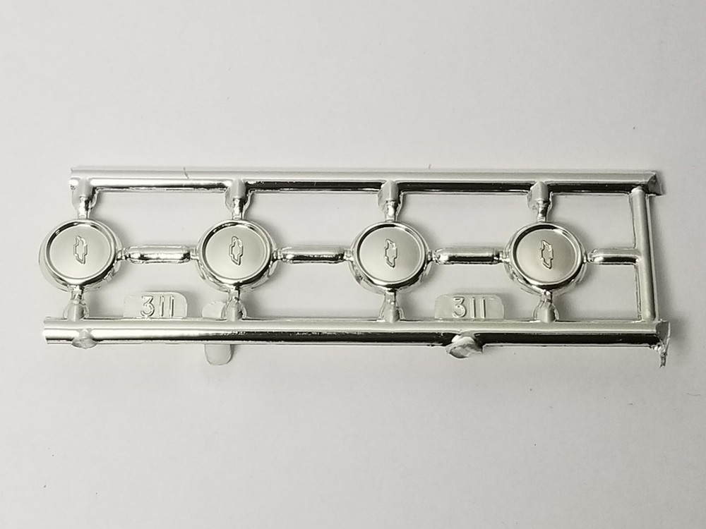 1951 Chevrolet Bel Air HUBCAPS from AMT 1:25 Model Kit 51 Chevy
