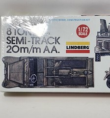 German Sd.Kfz.7/1 8 Ton Half Track Quad 20m/m AA. 1/72 Scale Model 1974 Sealed