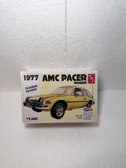 AMT 1977 AMC Pacer Wagon 1/25 Scale Model Kit AMT1008 Sealed New Retro Deluxe