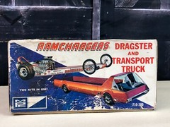 OPEN BOX MPC 1:25 Scale Model Kit RAMCHARGERS DRAGSTER TRANSPORT TRUCK 710-300