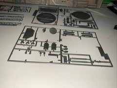 MODEL PARTS TSUKUDA & TAMIYA UNKNOWN ASSORTED CHECK PHOTOS ANDY YANCHUS ESTATE