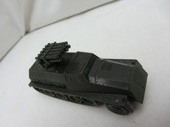 ROCO MINITANKS DBGM #131 German WWII SWS Half Track Nebelwerfer Rocket Carrier 2