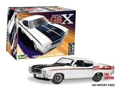 85-4522 1970 Buick GSX 2N1 Model Car Kit 1:24 Scale 106-Piece Skill Level 4