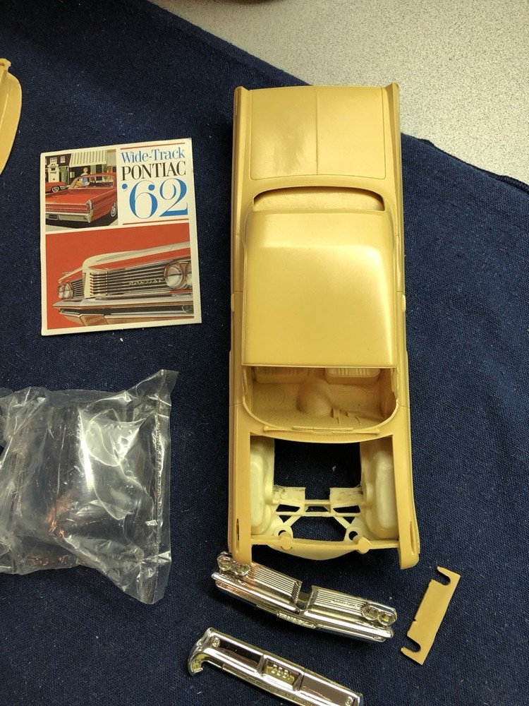 1962 Pontiac Bonneville Resin Trans Kit. Modelhause?