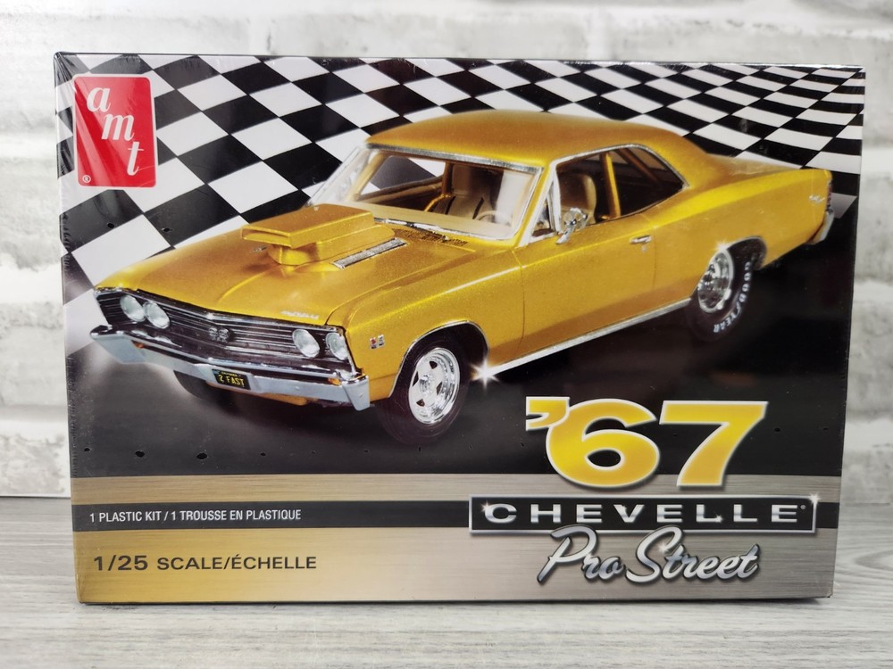 AMT 1967 ’67 Chevelle Pro Street 1/25 Scale Plastic Model Kit AMT876M/12 Sealed