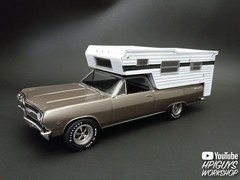 AMT1364 – 1965 Chevy El Camino Pickup With Camper 1/25 Scale Plastic Model Kit