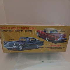 New AMT 1:25 1957 Ford Thunderbird T-Bird Convertible 3-in-1 Model Kit AMT1397