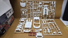 1998 CORVETTE ROADSTER 1/25 Scale REVELL Monogram Model Kit PARTS MISSING