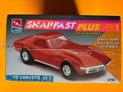 1970 CHEVROLET CORVETTE LT-1 MODEL KIT AMT ERTL 1/25 SCALE SNAPFAST PLUS NEW !!!